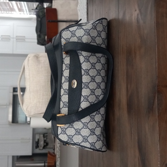 Authentic Vintage Gucci GG Monogram Supreme Tubular Satchel Bag - Picture 2 of 10